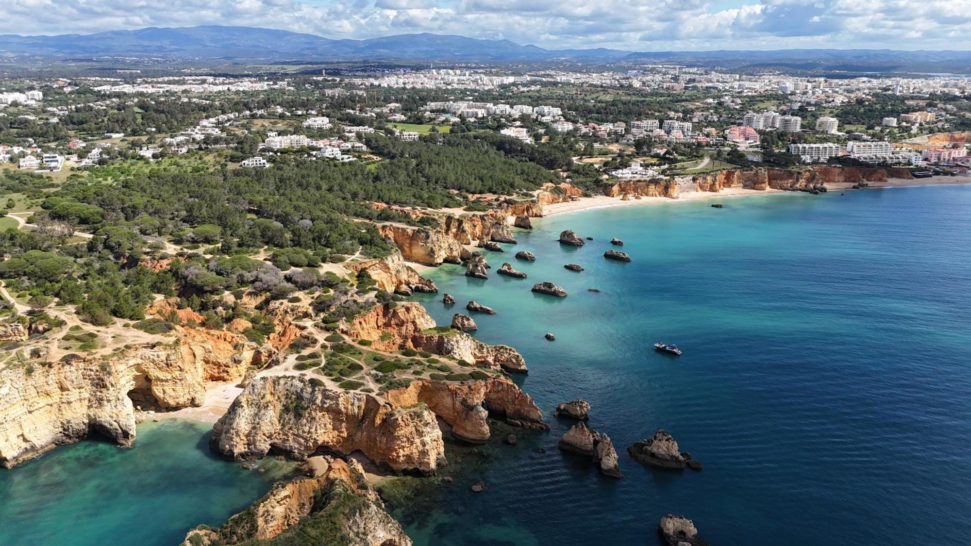 Luxury Modern T2 Ocean View - Free Parking - Pool Apartment Alvor Exterior photo